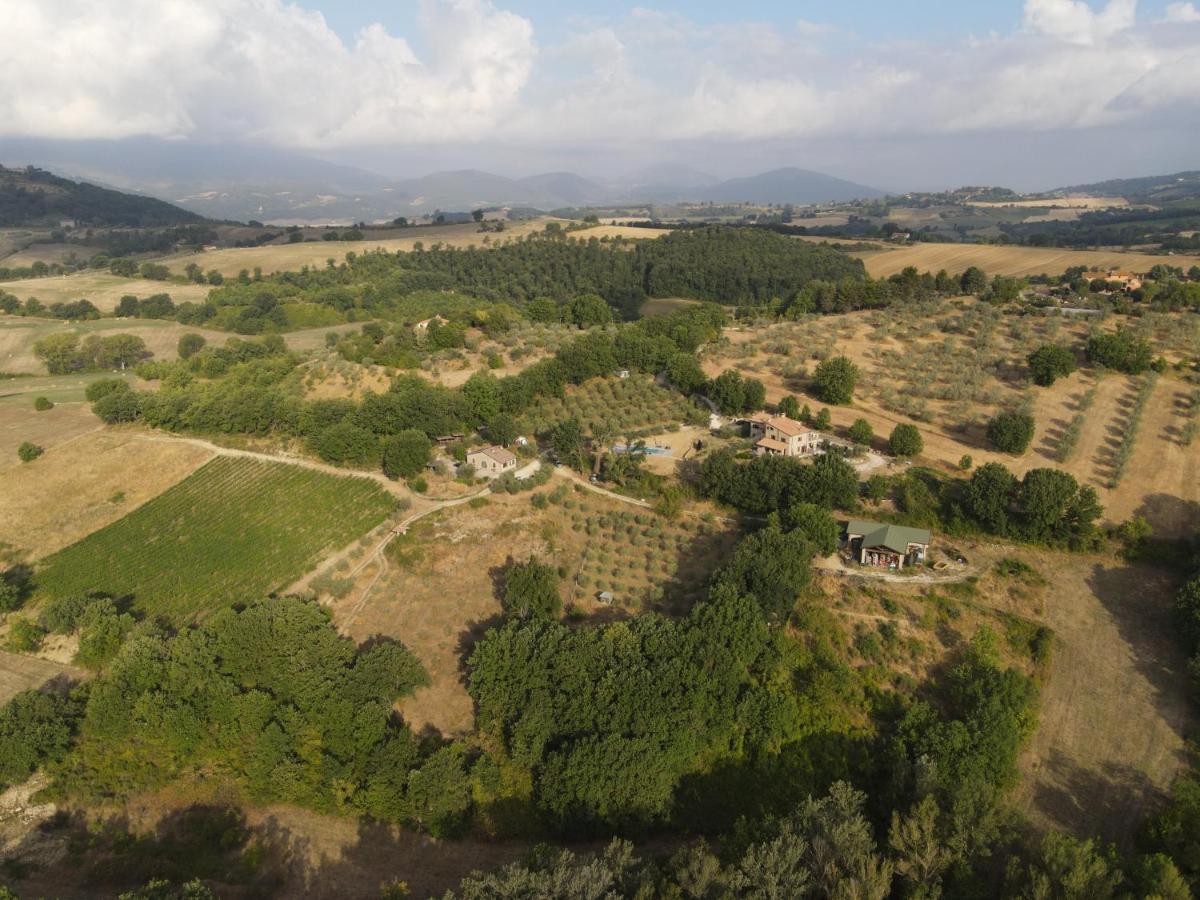 Agriturismo Pozzo Dei Cocci Villa Morleschio Exterior photo